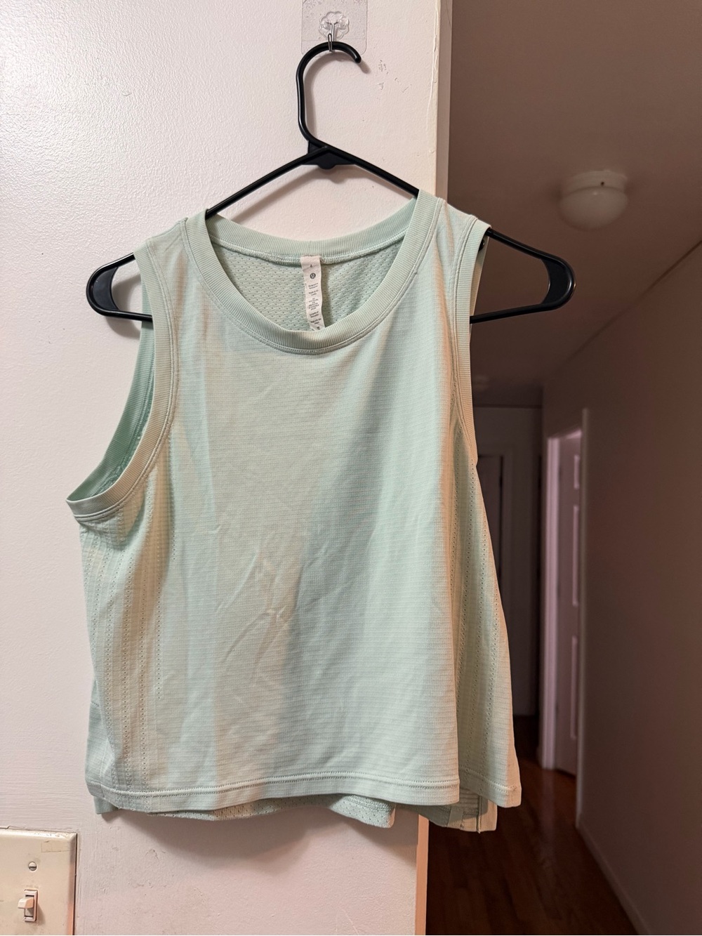 lululemon athletica Mint Green Sleeveless Tank Top